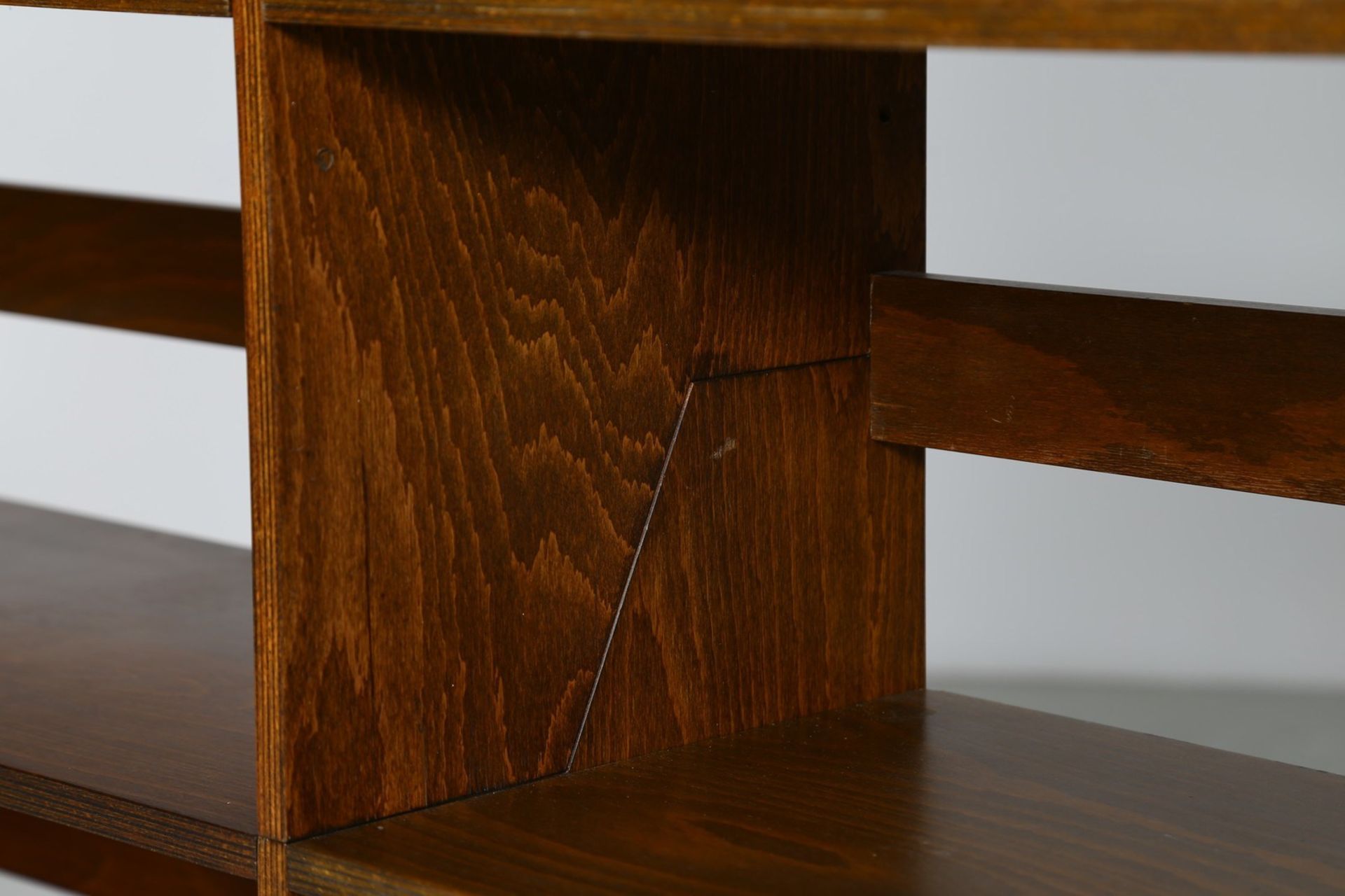 RENATO FORTI Bookcase. - Bild 5 aus 5