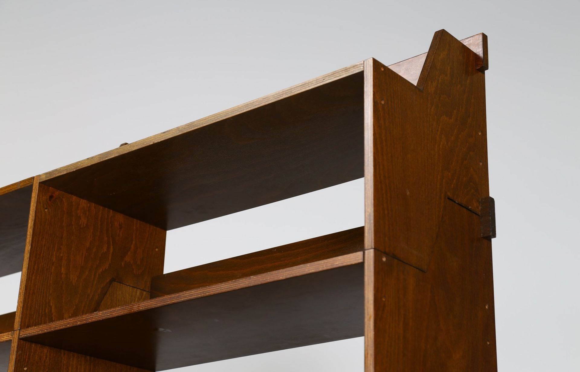 RENATO FORTI Bookcase. - Bild 4 aus 5