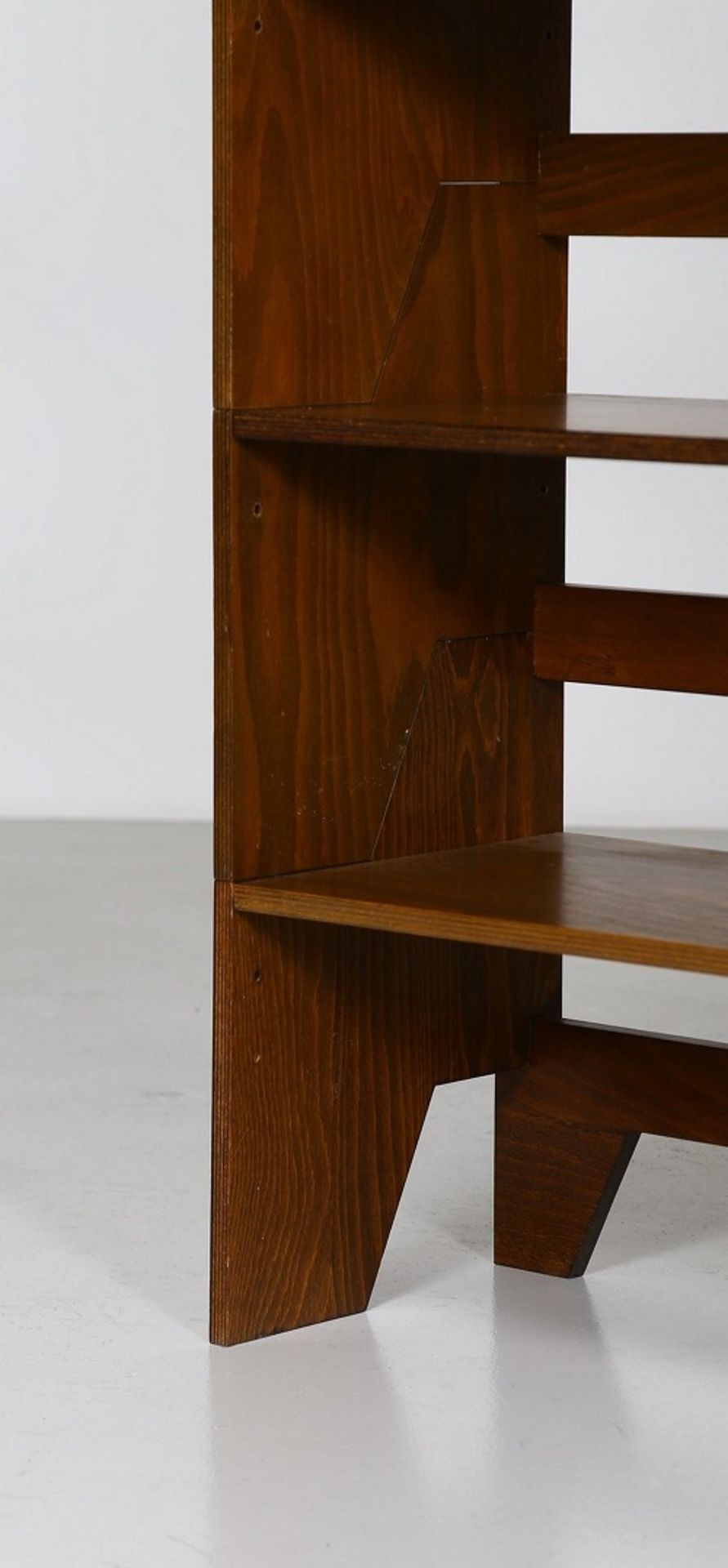 RENATO FORTI Bookcase. - Bild 2 aus 5