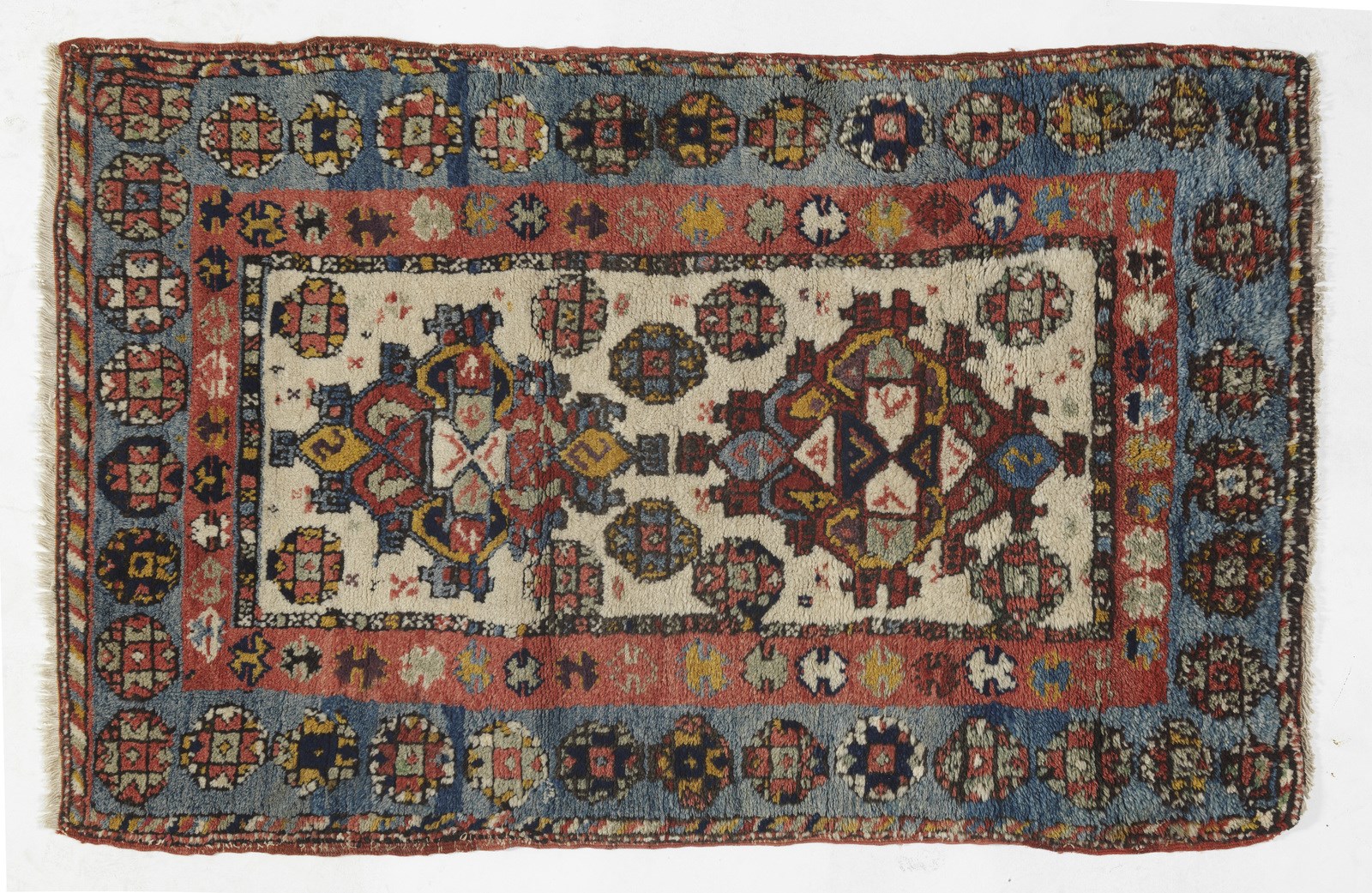 CIAL Hand-knotted and hand-worked carpet. Origin: Anatolia, end of the 19th century. .