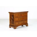 MANIFATTURA LOMBARDA DEL XVII SECOLO Dressers with three drawers in walnut wood. .