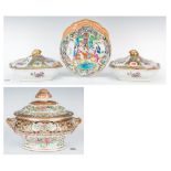 4 Famille Rose Serving pieces incl. Tureen