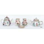Chinese Export Teapots, Creamers & Lid, 5 pcs