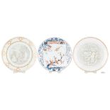 3 Chinese Export Porcelain Plates, incl. Grisaille