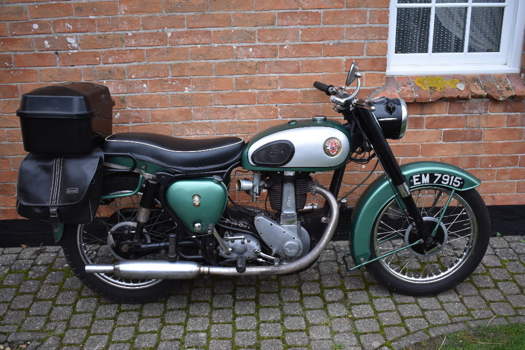 EXTRA LOT: A 1958 BSA B31, registration number EM 7915, frame number FB312000, engine number