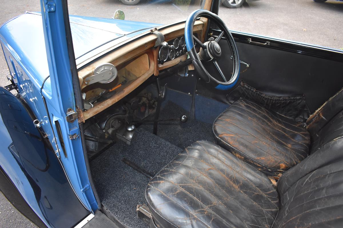 A 1936 Austin 10/4 Colwyn cabriolet, registration number CHT 279, chassis number 82329, blue over - Image 3 of 6