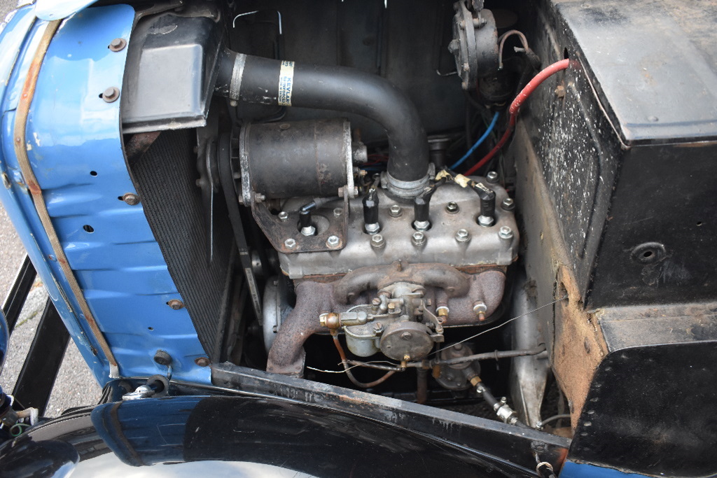 A 1936 Austin 10/4 Colwyn cabriolet, registration number CHT 279, chassis number 82329, blue over - Image 5 of 6