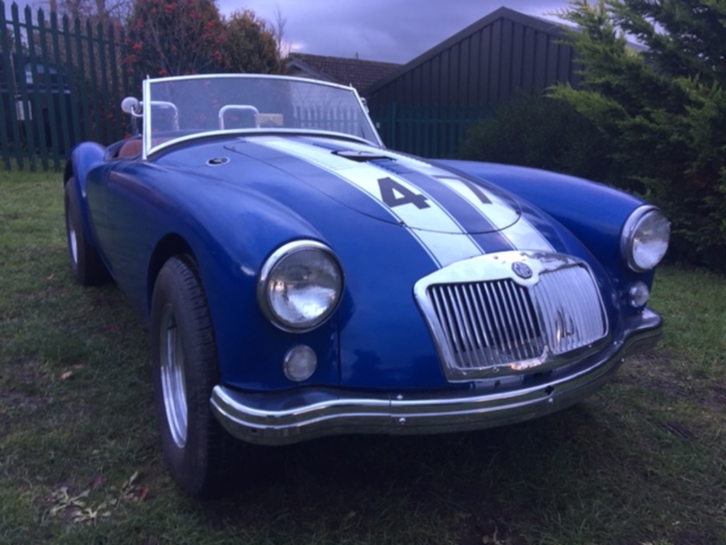 A 1959 LHD MG A roadster, US registered, blue with racing white stripes. - Image 4 of 5