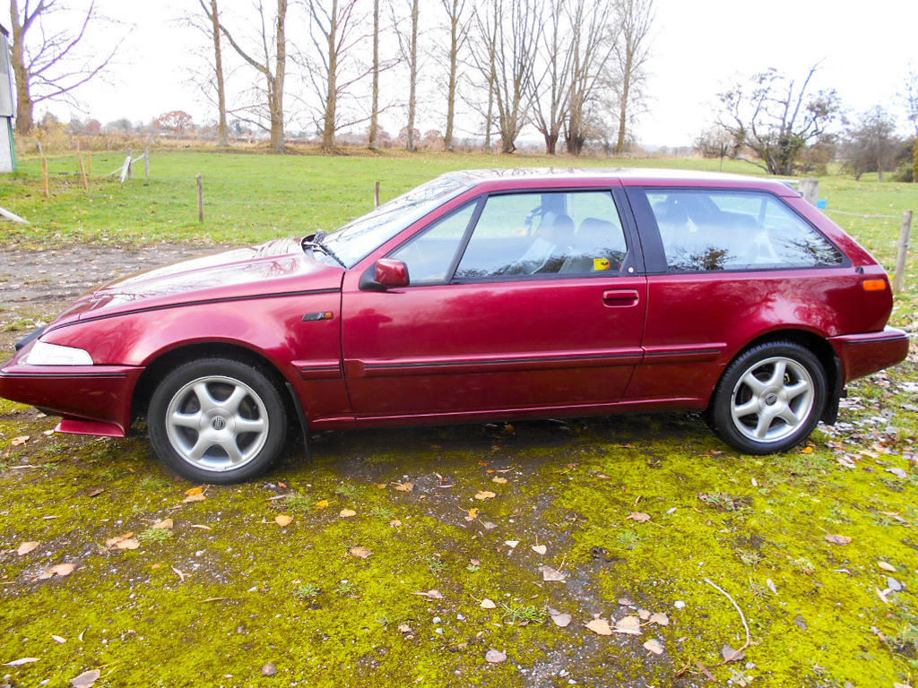 A 1995 Volvo 480 Celebration, registration number N550 GRN, red. These cars are now becoming very - Image 3 of 6