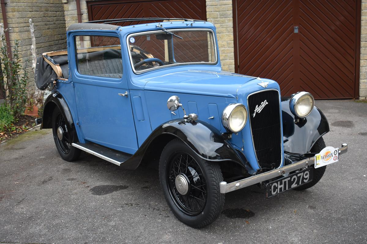 A 1936 Austin 10/4 Colwyn cabriolet, registration number CHT 279, chassis number 82329, blue over - Image 2 of 6