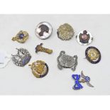 Ten sweetheart brooches, including Gordon Highlanders, Black Watch and Scottish Rifles