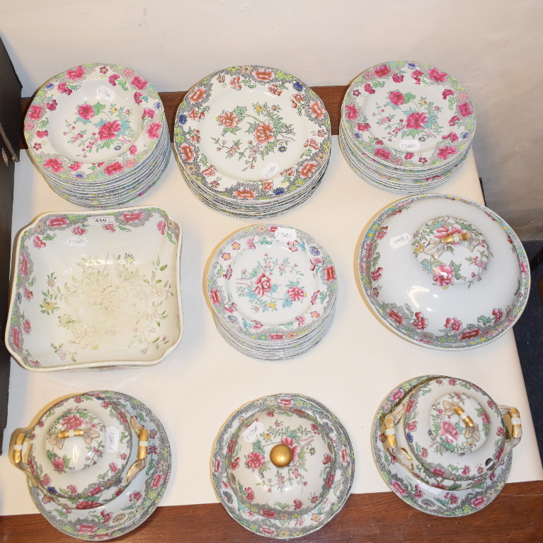 A Copeland Spode New Stone part dinner service, decorated flowers, pattern No 3125, some damage ( - Image 2 of 2