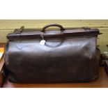 A large leather hunting kit bag, 67 cm wide