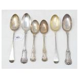 Six silver tablespoons, various patterns, makers and dates, approx. 14.6 ozt
