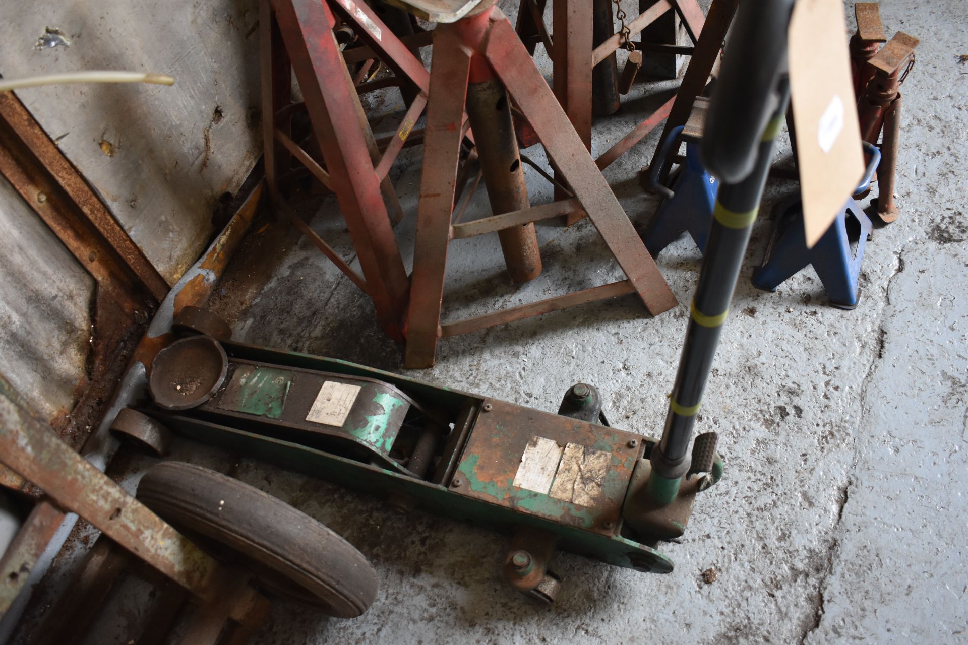 A large heavy duty trolley jack