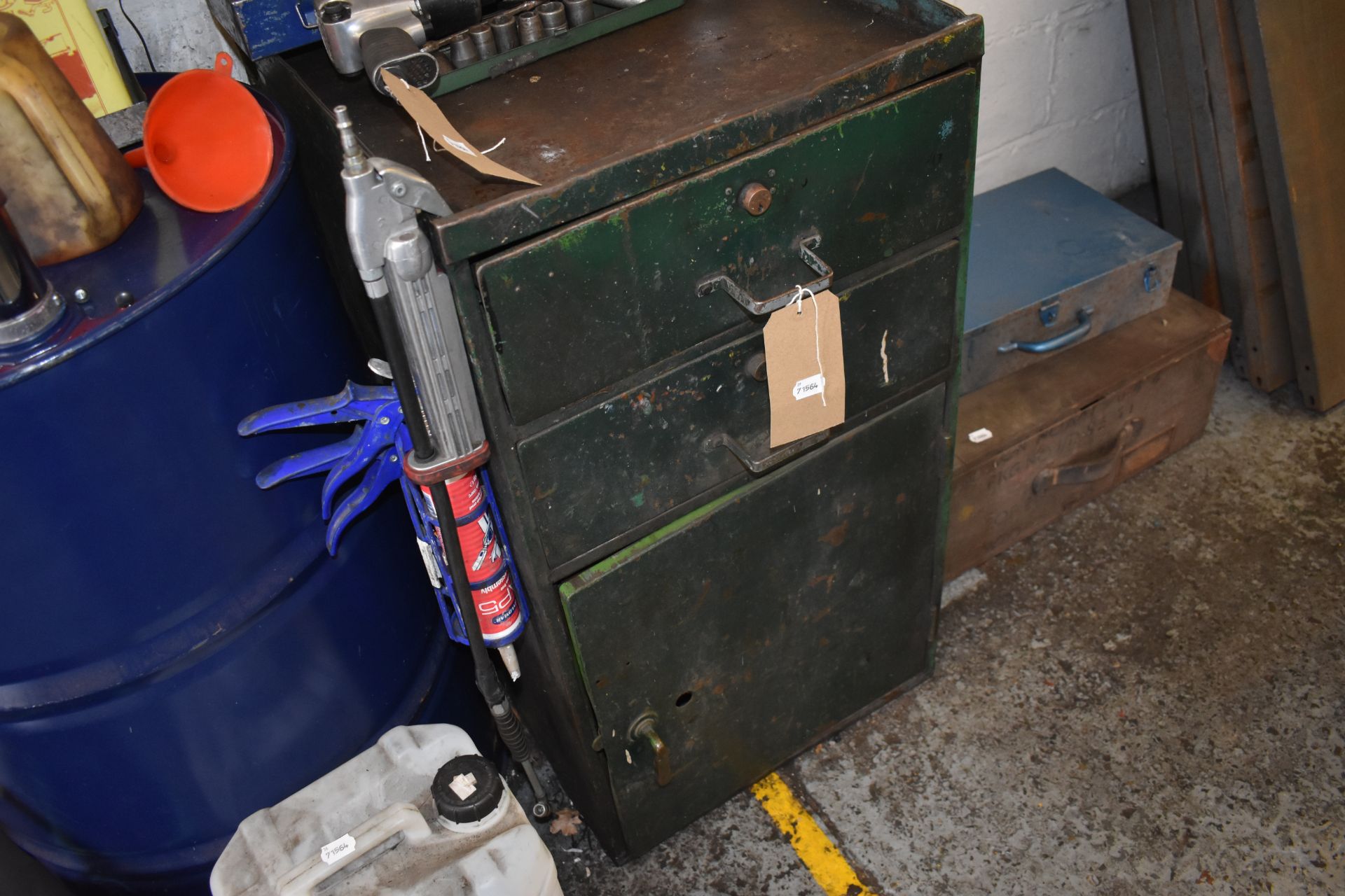 Assorted metal workshop cabinets and shelving