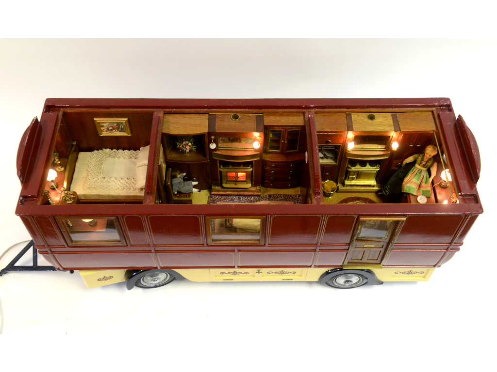 A scratch built showman's travelling caravan, with fitted interior, furnishings and painted - Image 2 of 3
