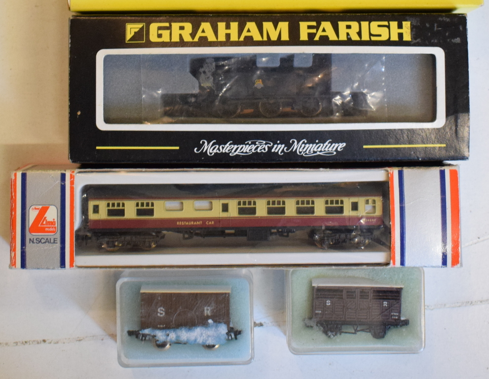 Assorted N gauge locomotives, rolling stock, accessories, track and items (box) - Image 4 of 4