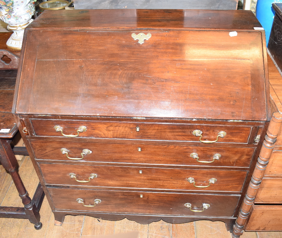 A George III mahogany bureau, 99 cm wide