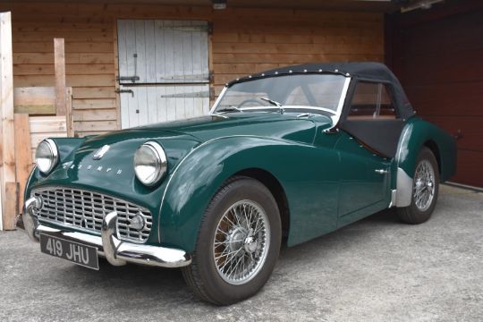 A 1961 Triumph TR3A, registration number 419 JHU, chassis number TS76653 O, engine number TS76710, - Image 1 of 6