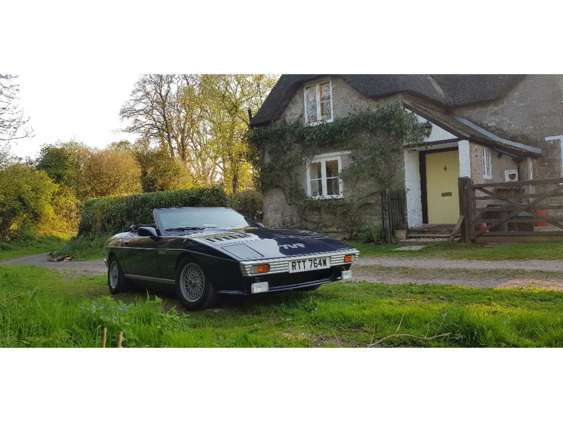 A 1981 TVR Tasmin 280i convertible, registration number RTT 764W, chassis number DH5202F1, engine - Image 9 of 23