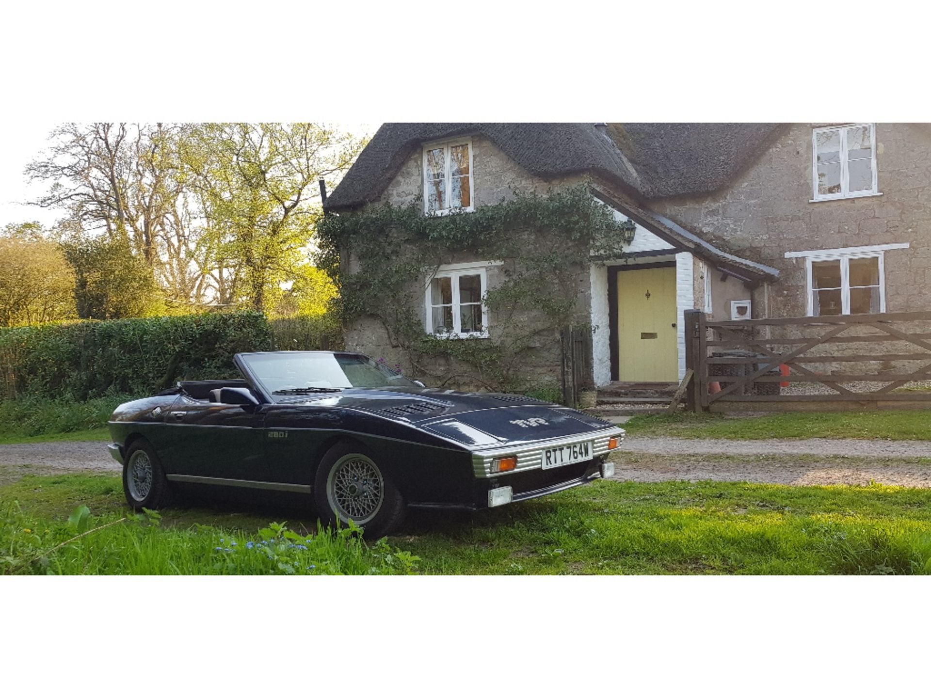 A 1981 TVR Tasmin 280i convertible, registration number RTT 764W, chassis number DH5202F1, engine - Image 12 of 23
