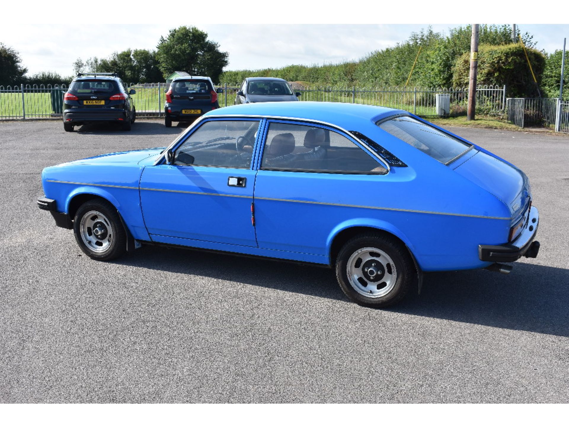 A 1979 Morris Marina coupé, registration number KVW 665V, chassis number ME2SKD254066, engine number - Image 14 of 43