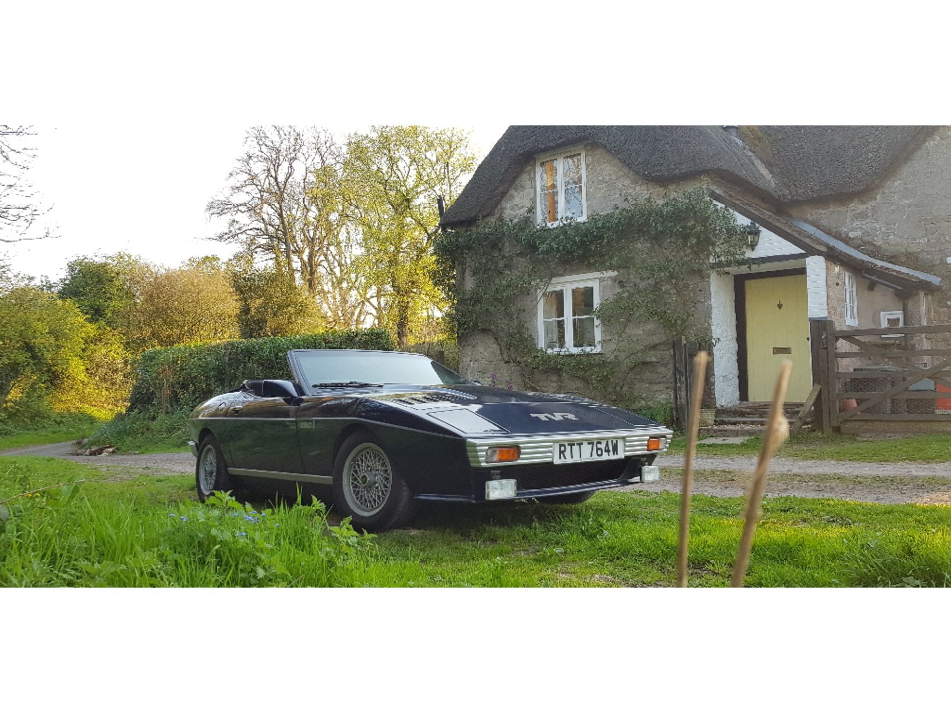 A 1981 TVR Tasmin 280i convertible, registration number RTT 764W, chassis number DH5202F1, engine - Image 11 of 23