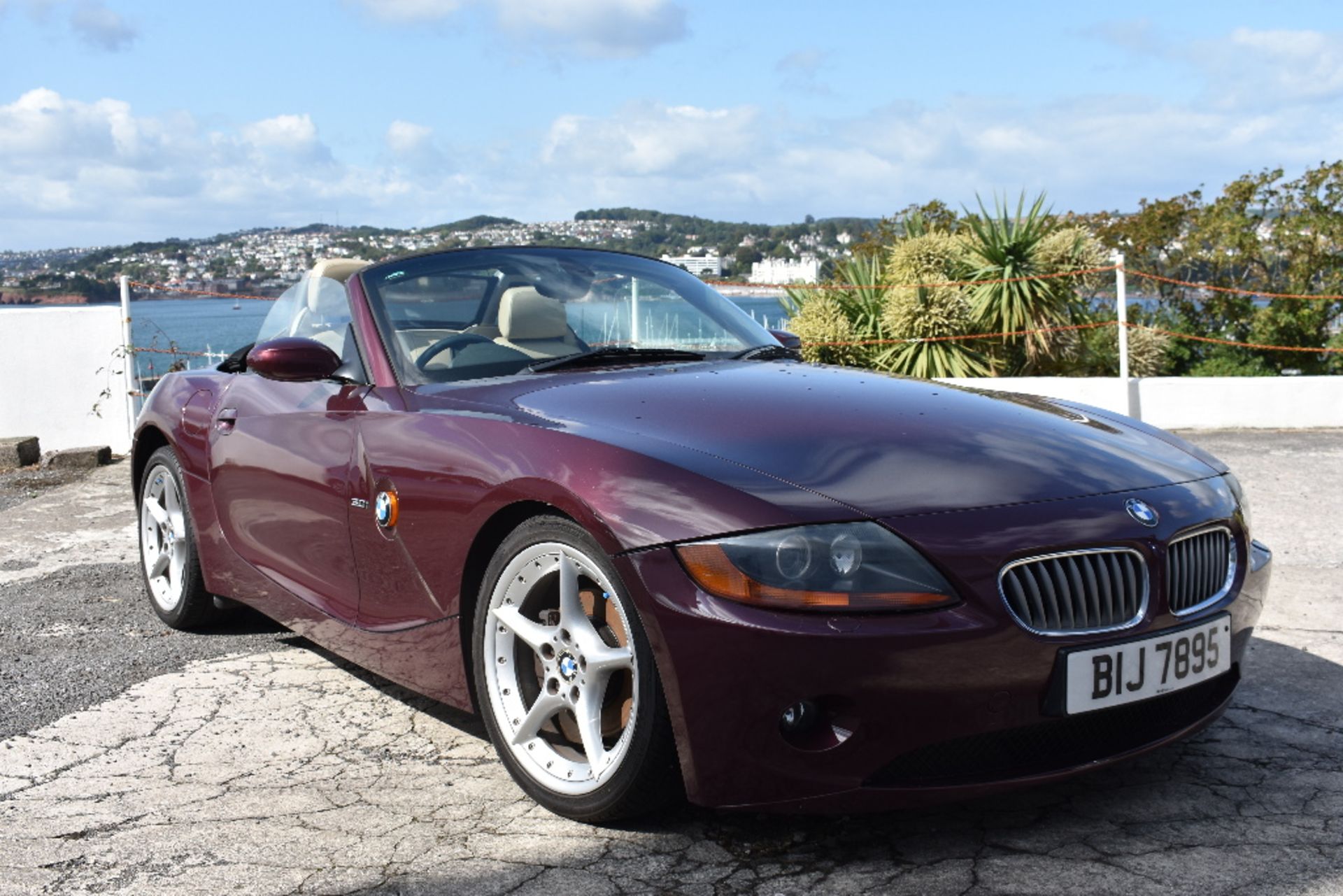 EXTRA LOT: A 2003 BMW Z4 3.0i convertible, registration number BIJ 7895, chassis number - Image 6 of 6