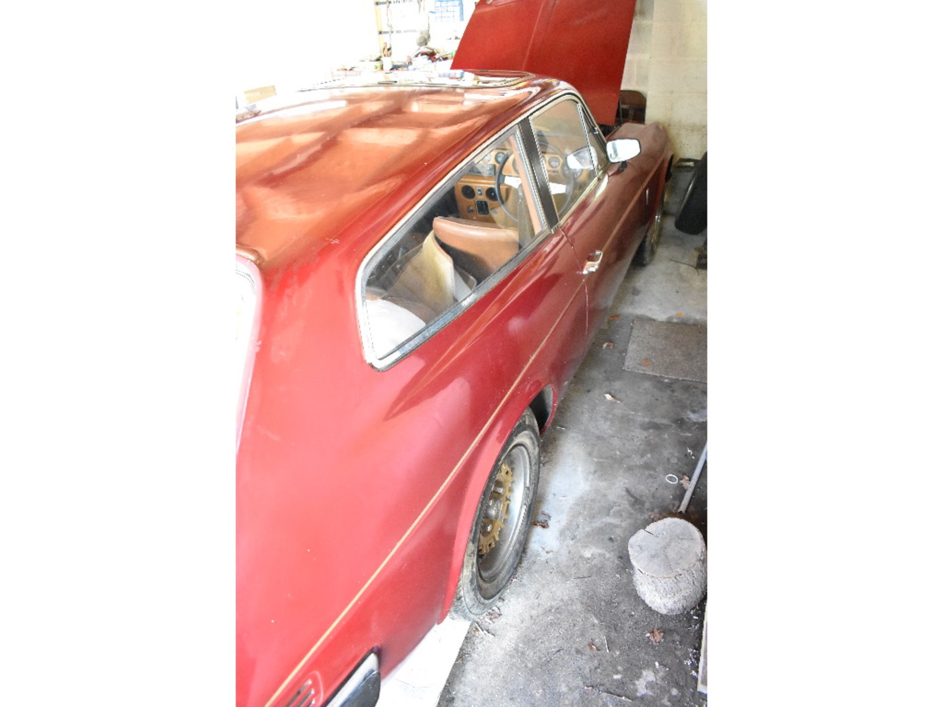 A 1975 Reliant Scimitar GTE SE5A project, registration number NYG 93N, chassis number 93X5653, - Image 15 of 23