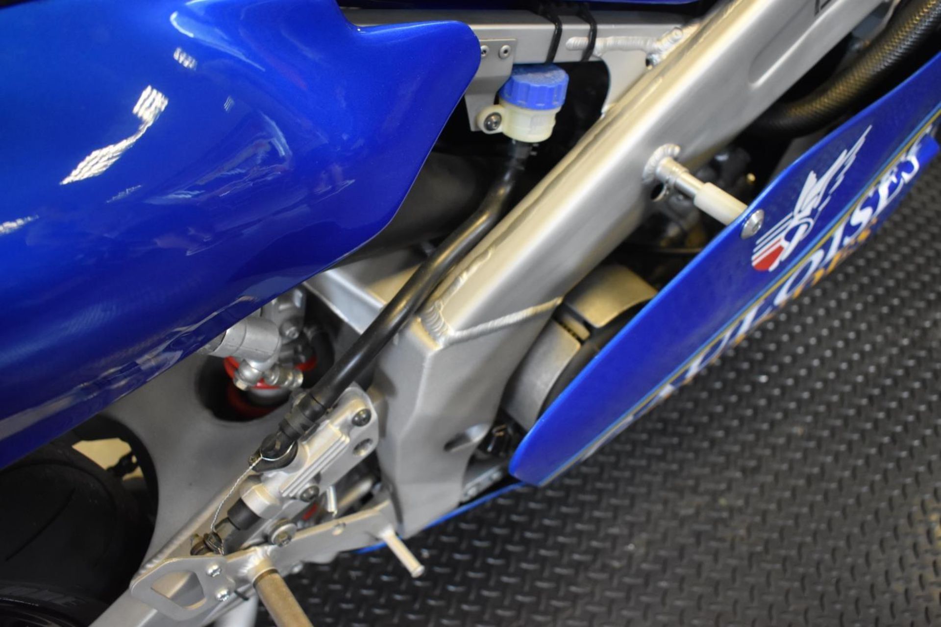 A 1989 Yamaha TZ250W, unregistered blue. This TZ250W comes direct from a significant collection of - Image 6 of 6