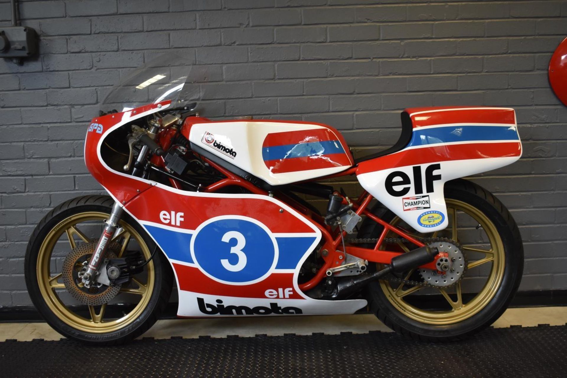 A 1977 Bimota YB1, unregistered, red/white and blue. This Bimota has formed part of a significant - Image 2 of 6