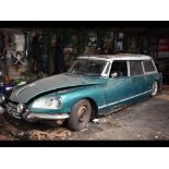 A 1973 LHD Citroen DS 21 Safari project, registration number CTC 434M, green/white. This barn stored