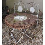 A metal garden bench, 130 cm wide, and a matching table (2)