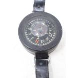 A German WWII liquid filled Kadlec AK 39 Luftwaffe pilot's compass, 6 cm diameter, cased