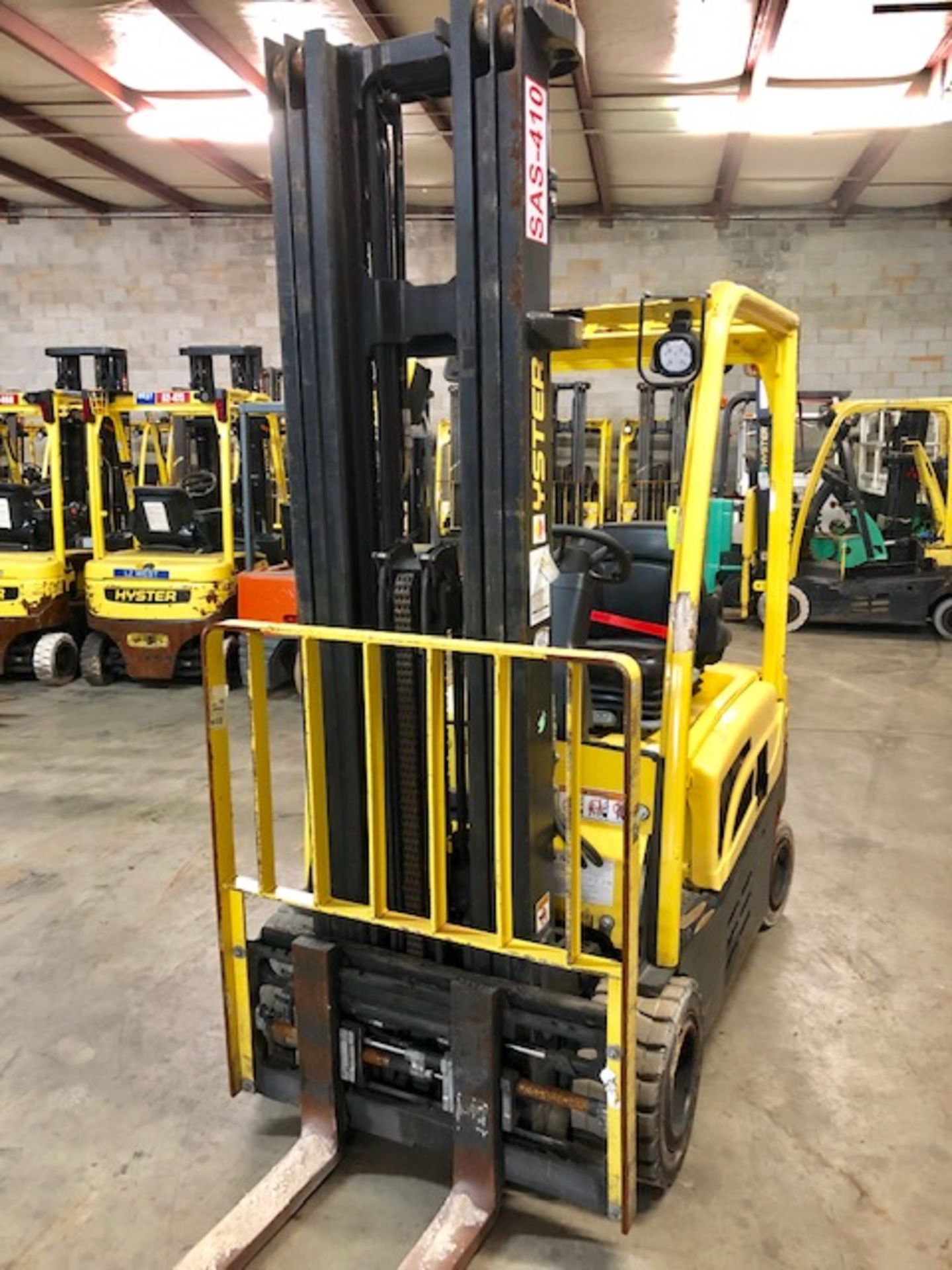 Hyster forklift J40XN w/48V battery - Image 2 of 8