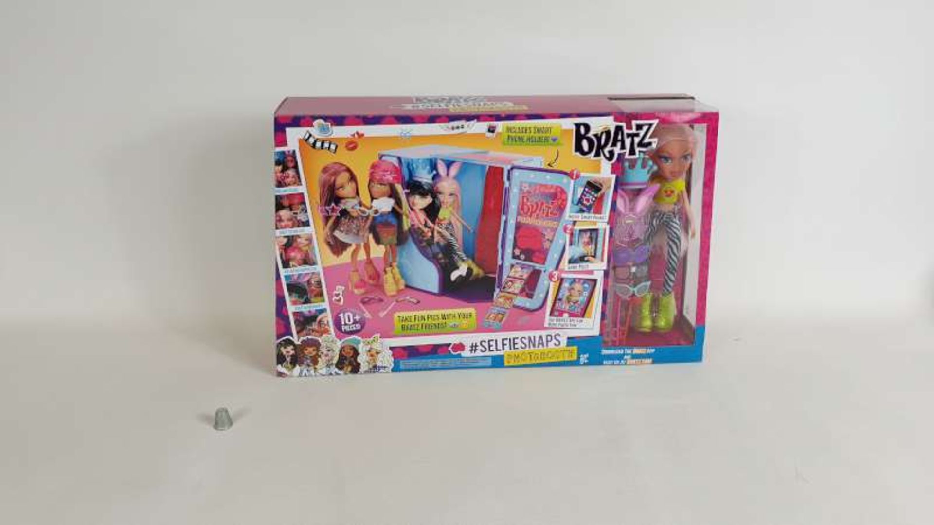 10 X BRAND NEW BOXED BRATZ SELFIESNAPS PHOTO BOOTH