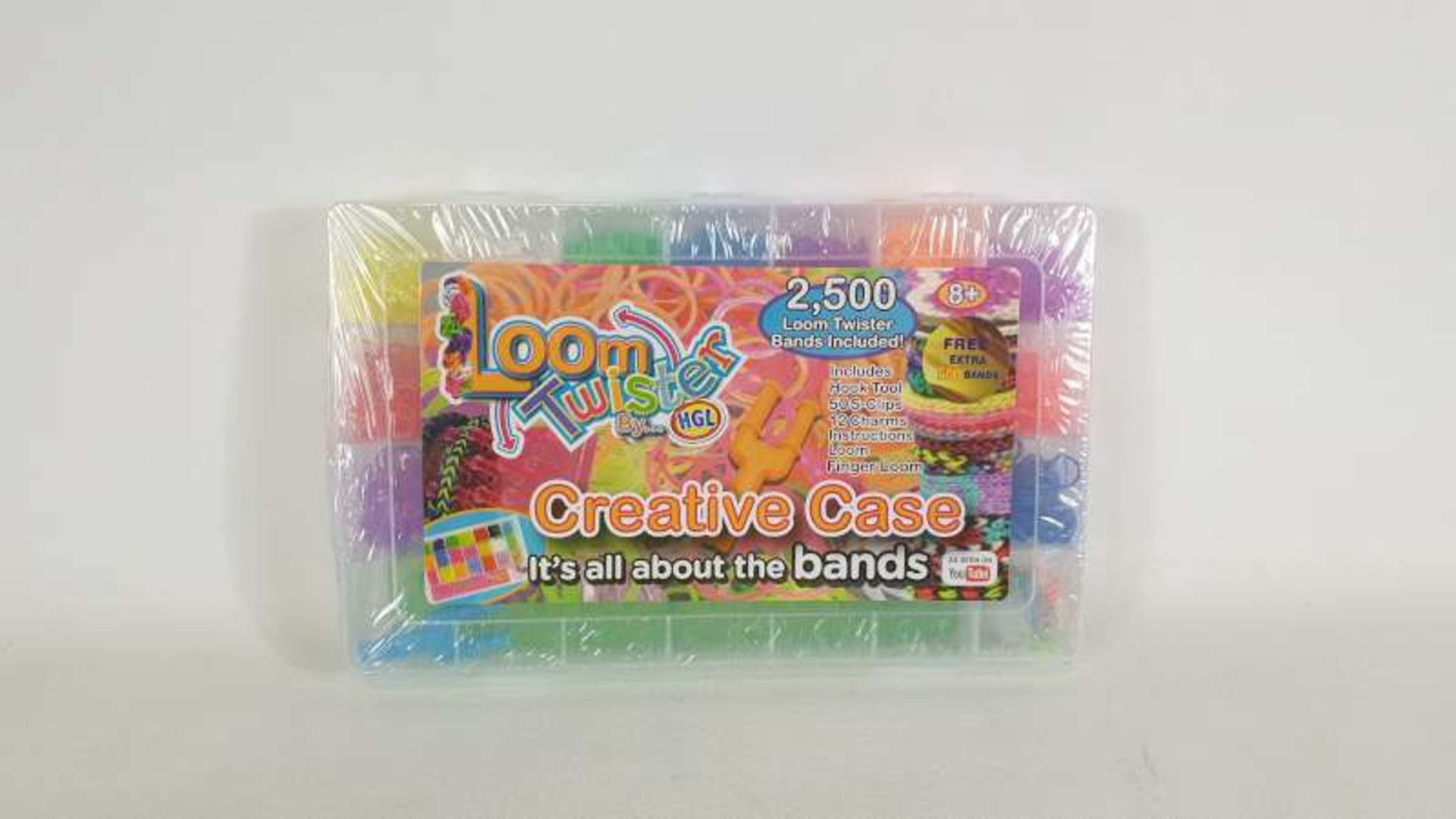 120 X LOOM TWISTER CREATIVE CASE WITH 2500 LOOM BANDS IN EACH CASE IN 5 BOXES
