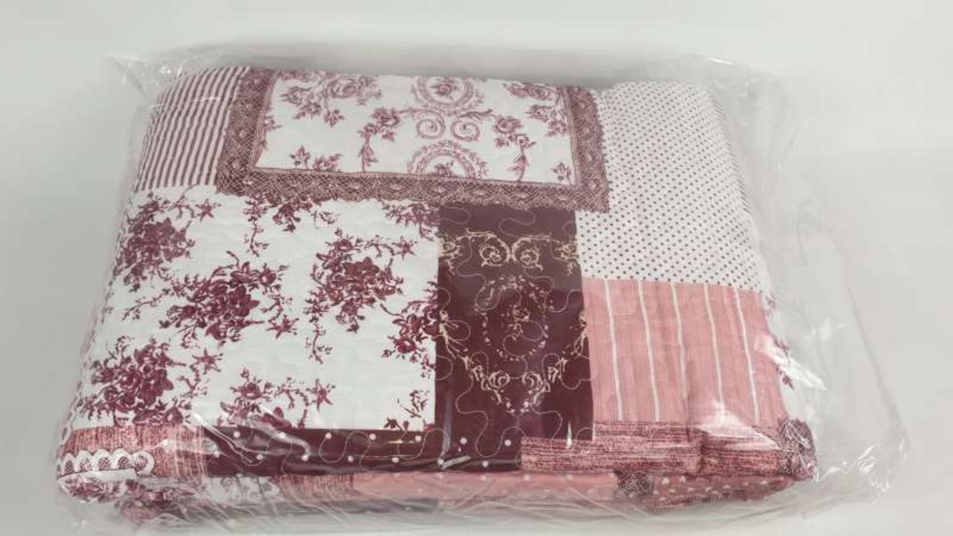 8 X BRAND NEW SUPER KING RUBY BEDSPREAD SETS IN 2 BOXES