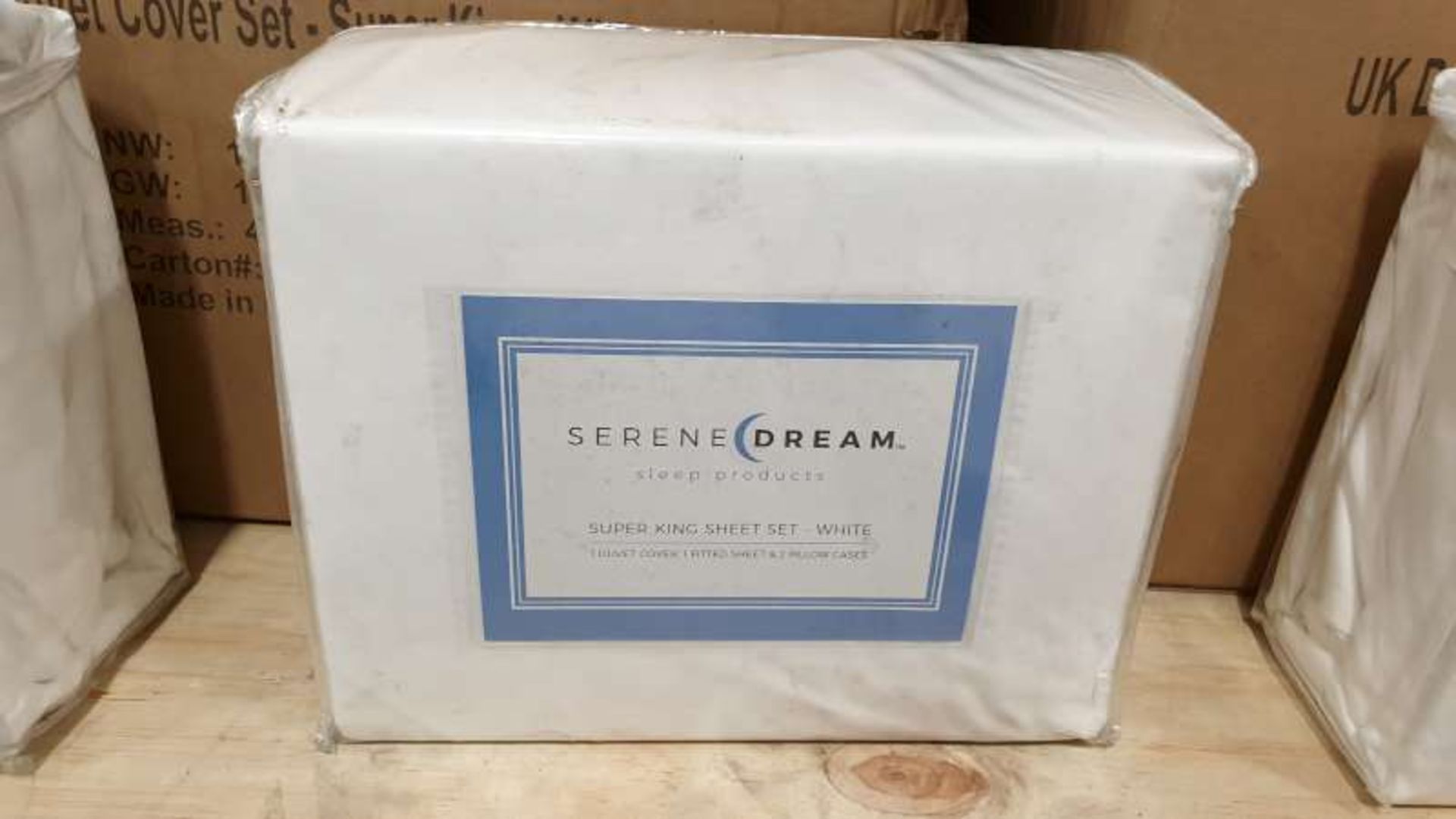 12 X WHITE COLOURED SERENE DREAMS SUPER KING SIZE DUVET SETS EACH SET CONTAINS DUVET COVER, FITTED
