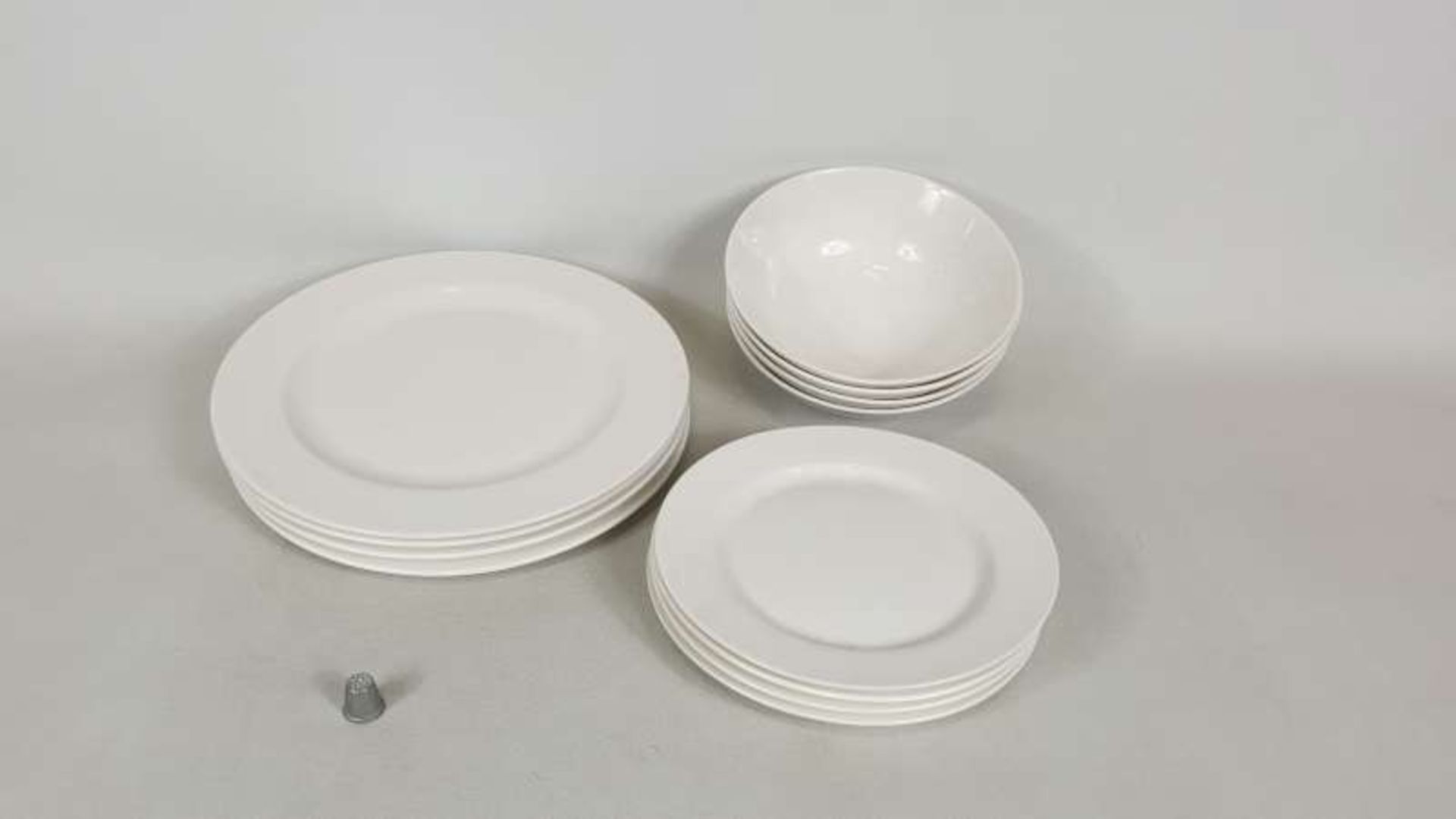 10 X EATON DINING FINE CHINA 12 PIECE DINNER SETS IN 10 BOXES