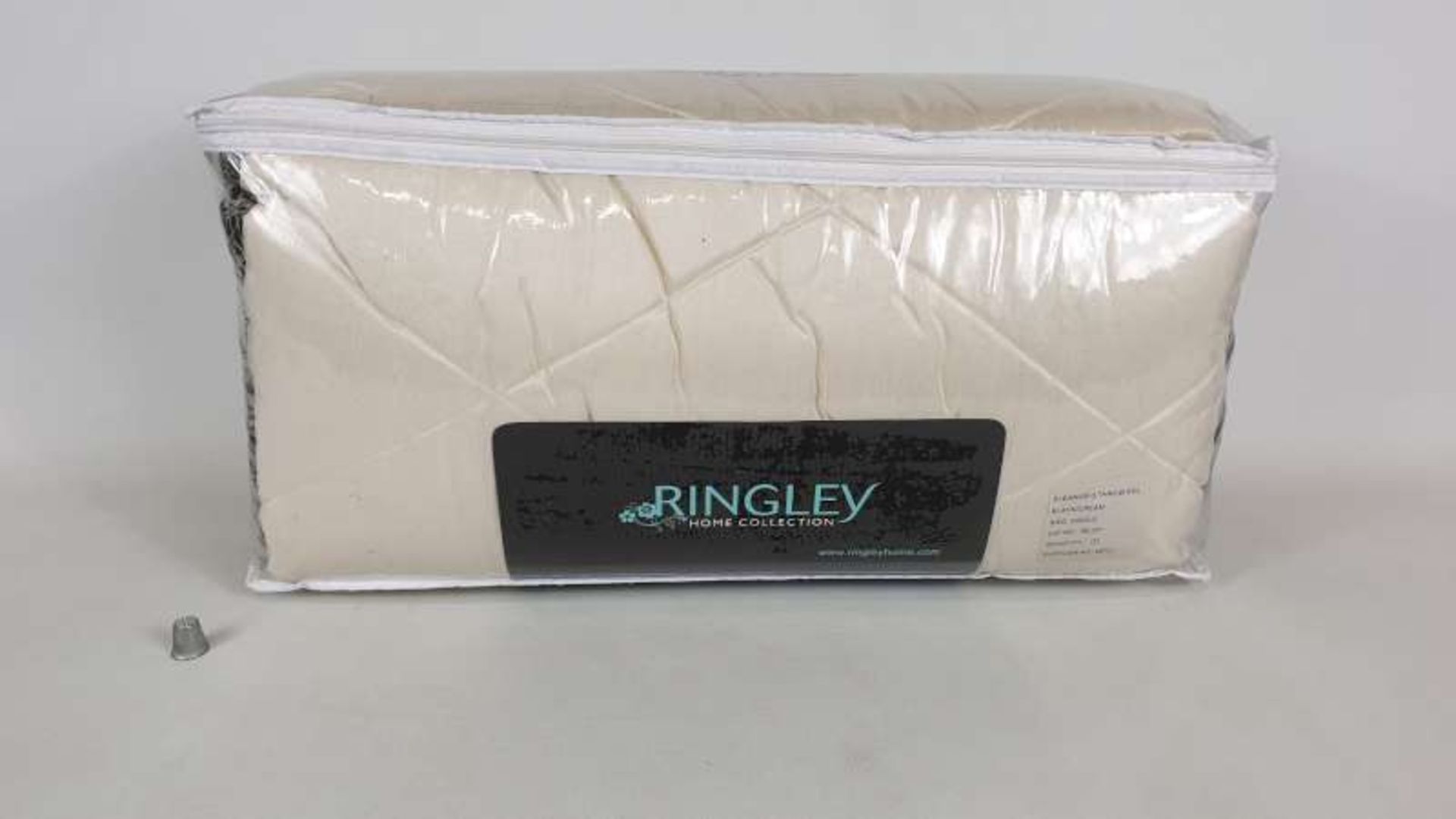 14 X RINGLEY SINGLE ELEANOR QUILT THROW IN 6 BOXES AND 2 X LOOSE