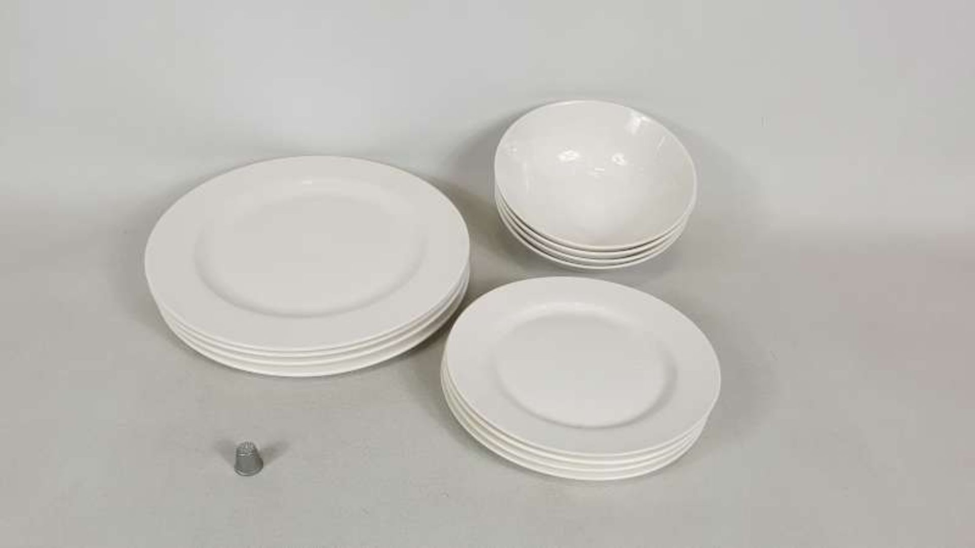 10 X EATON DINING FINE CHINA 12 PIECE DINNER SETS IN 10 BOXES