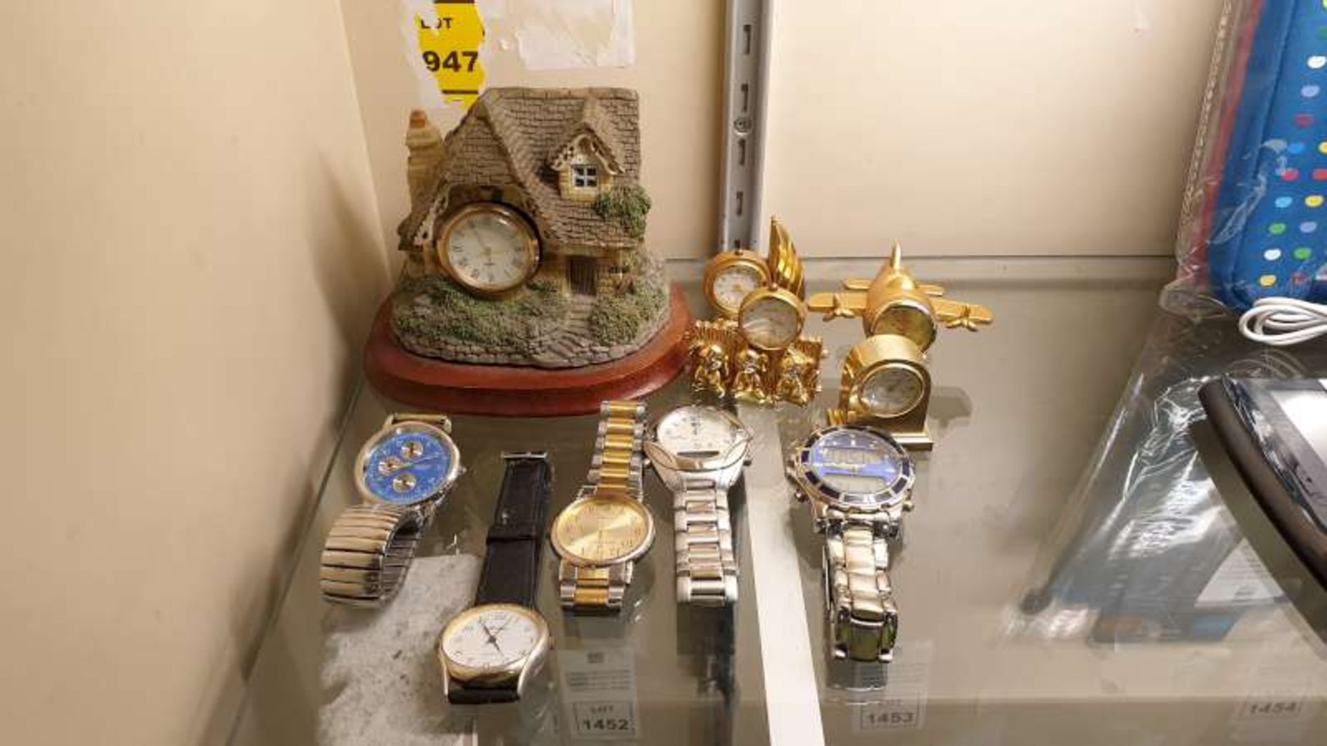 5 X VARIOUS WATCHES AND 5 X CLOCKS