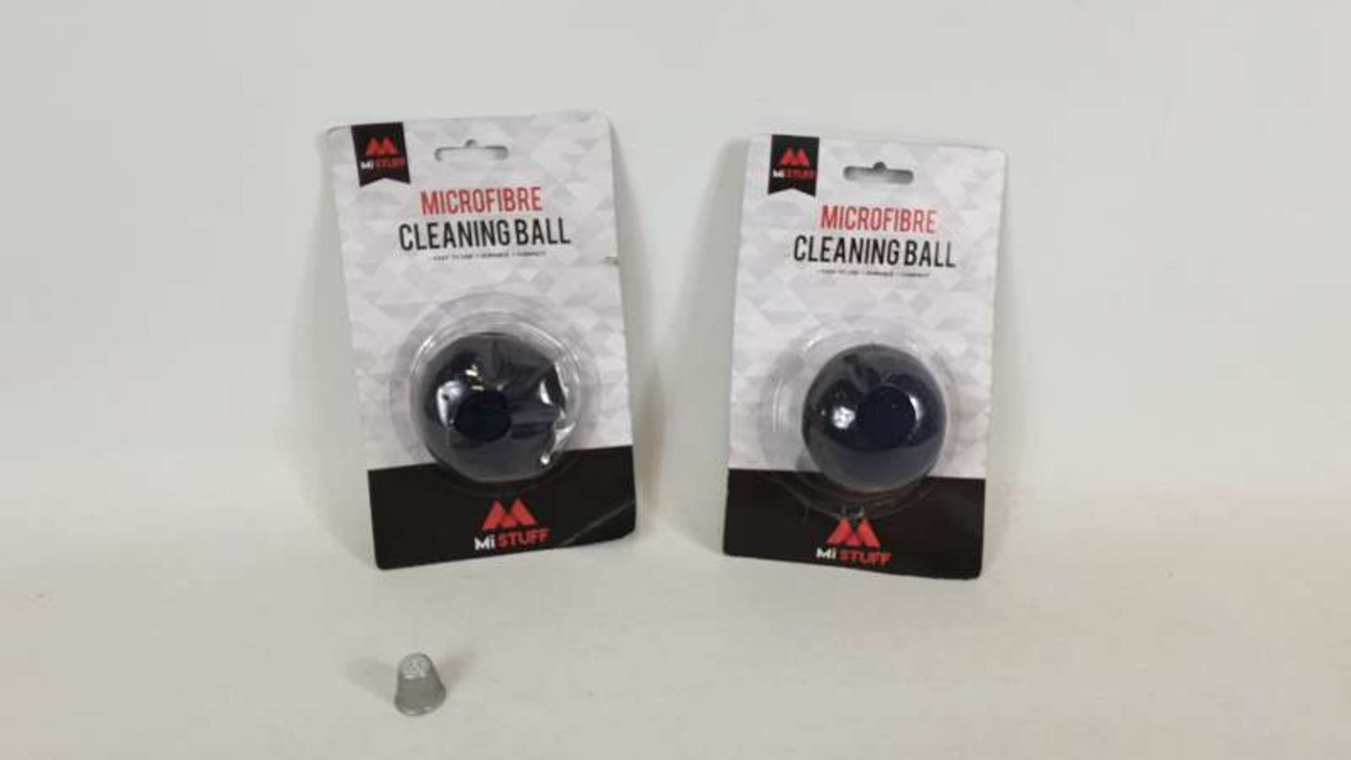 200 X MICROFIBRE CLEANING BALL IN 4 BOXES