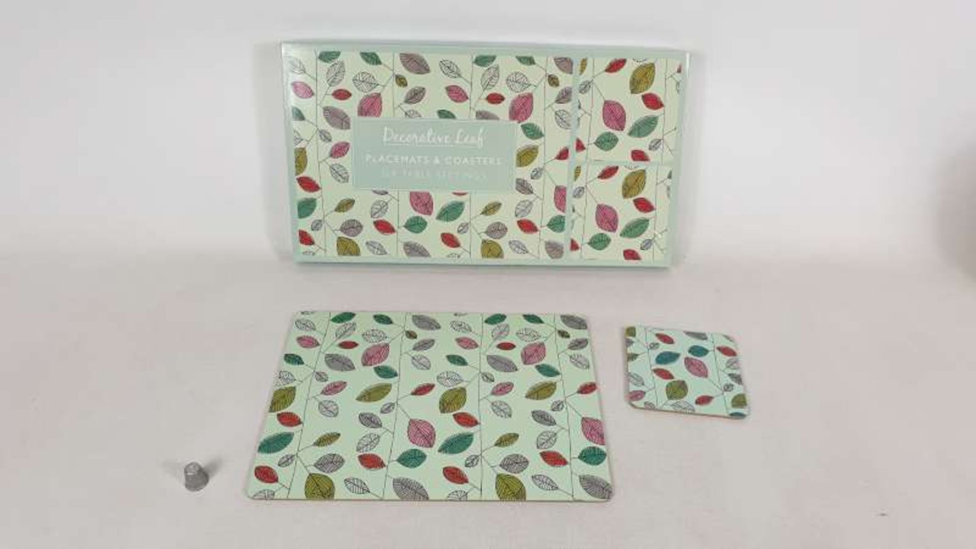 40 X DECORATIVE LEAF 6 PLACEMATS AND 6 COASTER SETS IN 4 BOXES