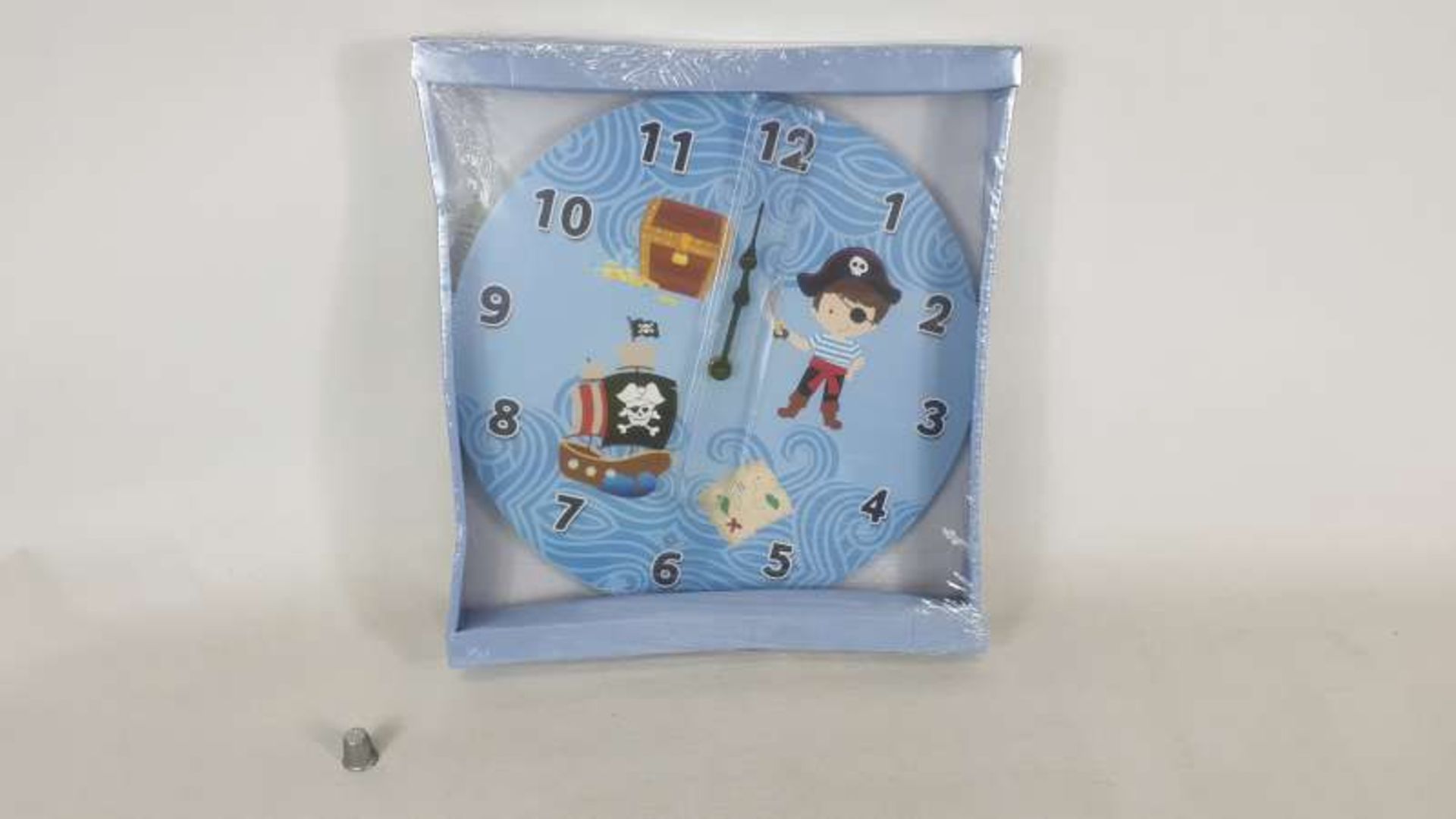 60 X PIRATE BEDROOM CLOCKS IN 3 BOXES