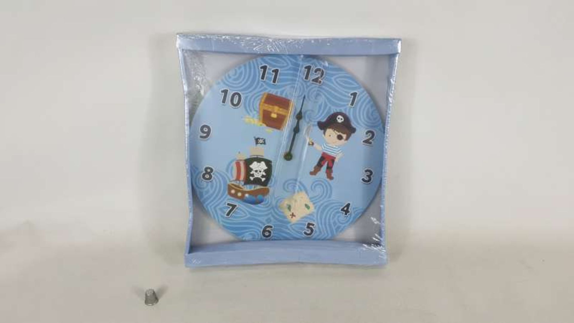 60 X PIRATE BEDROOM CLOCKS IN 3 BOXES