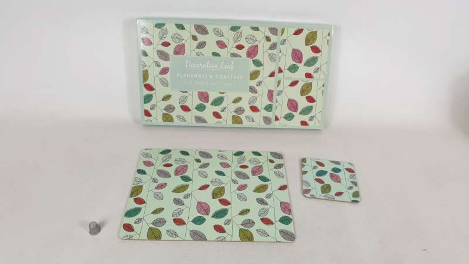 40 X DECORATIVE LEAF 6 PLACEMATS AND 6 COASTER SETS IN 4 BOXES
