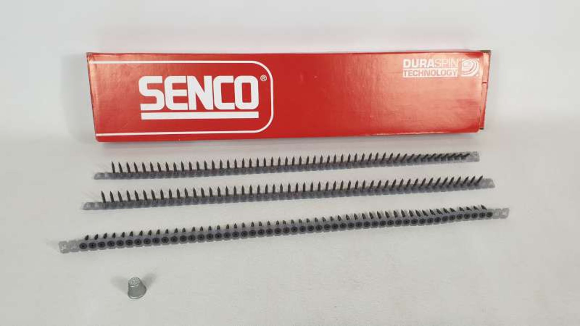 36,000 X SENCO DURA SPIN DRYWALL TO LIGHT STEEL SCREWS SIZE 3.9 MM X 25 MM IN 3 BOXES